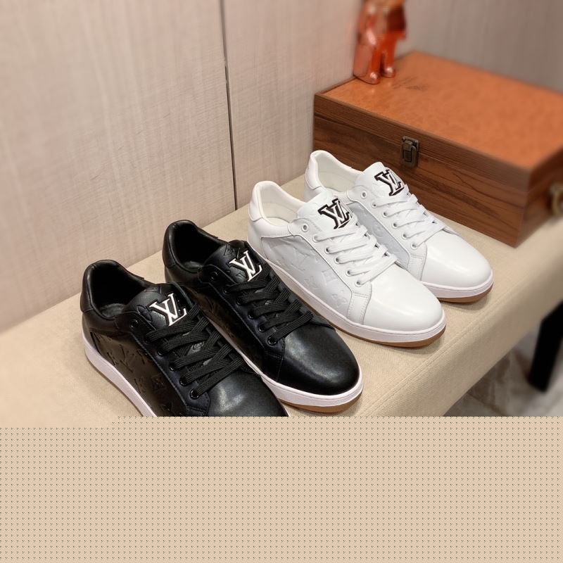 l**is V*t*n sneakers